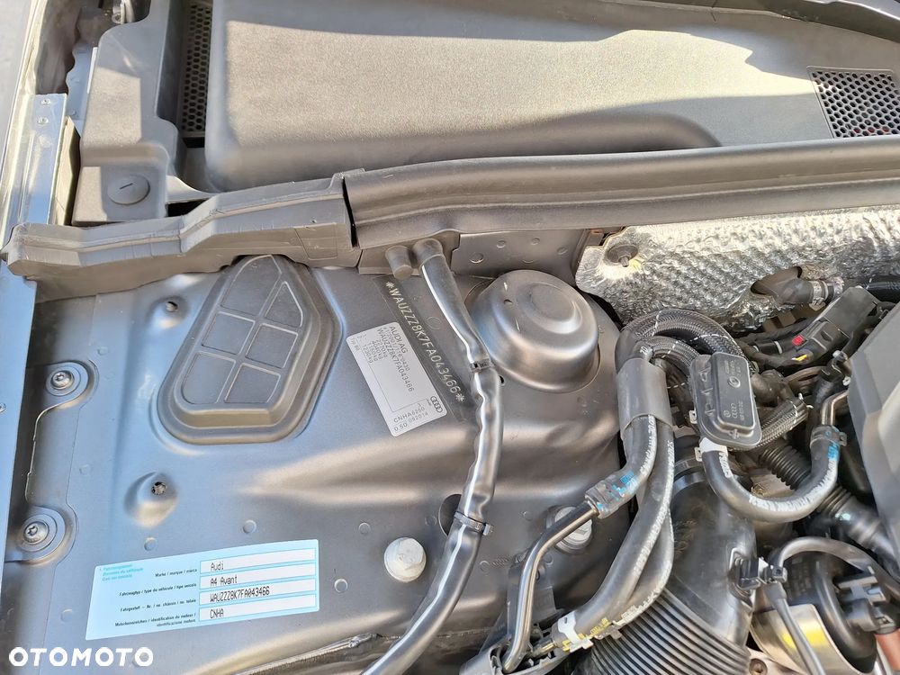 Audi A4 Avant 2.0 TDI DPF clean diesel quattro S tronic S line Sportpaket - 31