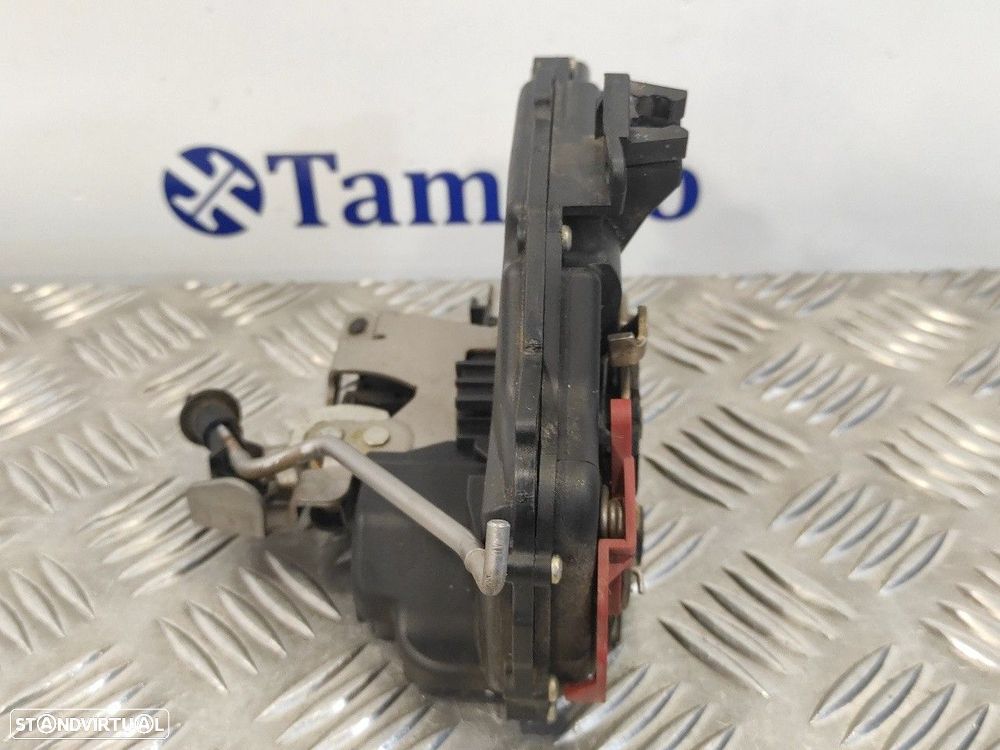 FECHADURA PORTA TRASEIRA ESQUERDA AUDI A4 AVANT 2007 - 4