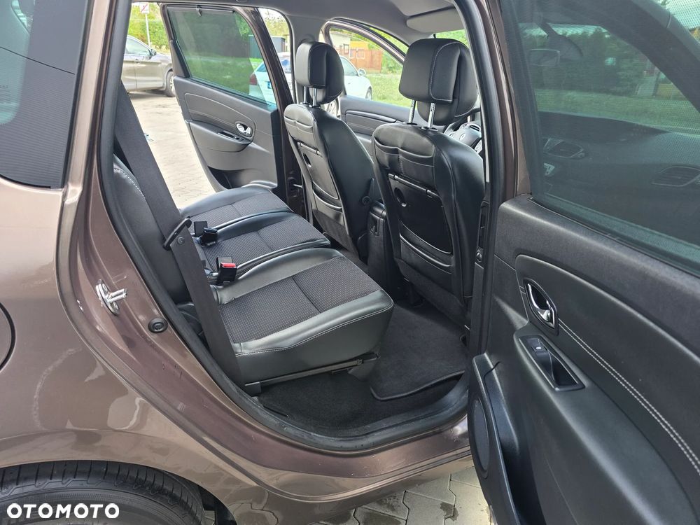 Renault Scenic TCe 130 Bose Edition - 37