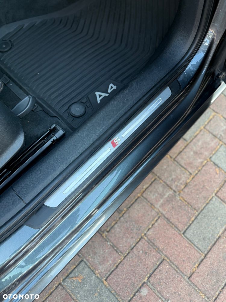 Audi A4 Avant 2.0 TDI Quattro S tronic - 19