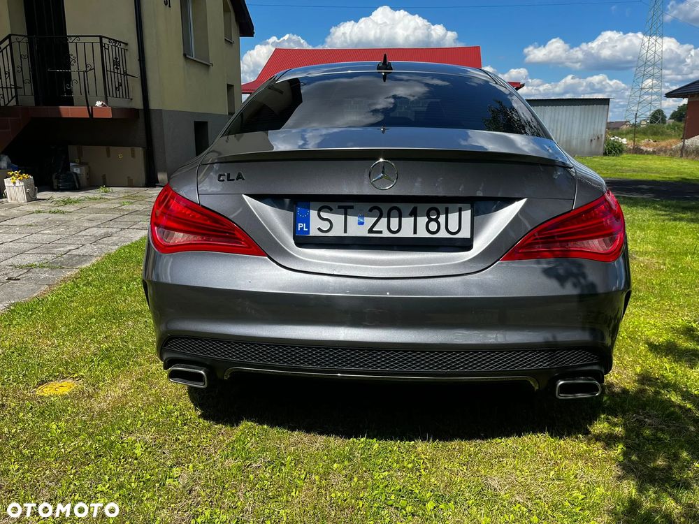 Mercedes-Benz CLA 250 7G-DCT - 14
