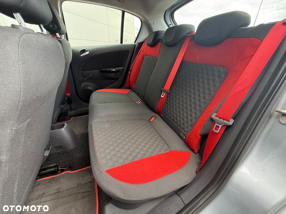 Opel Corsa 1.6 Turbo GSi - 23