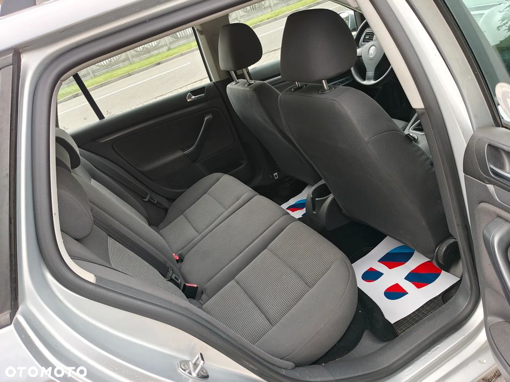 Volkswagen Golf 1.9 TDI Comfortline - 24