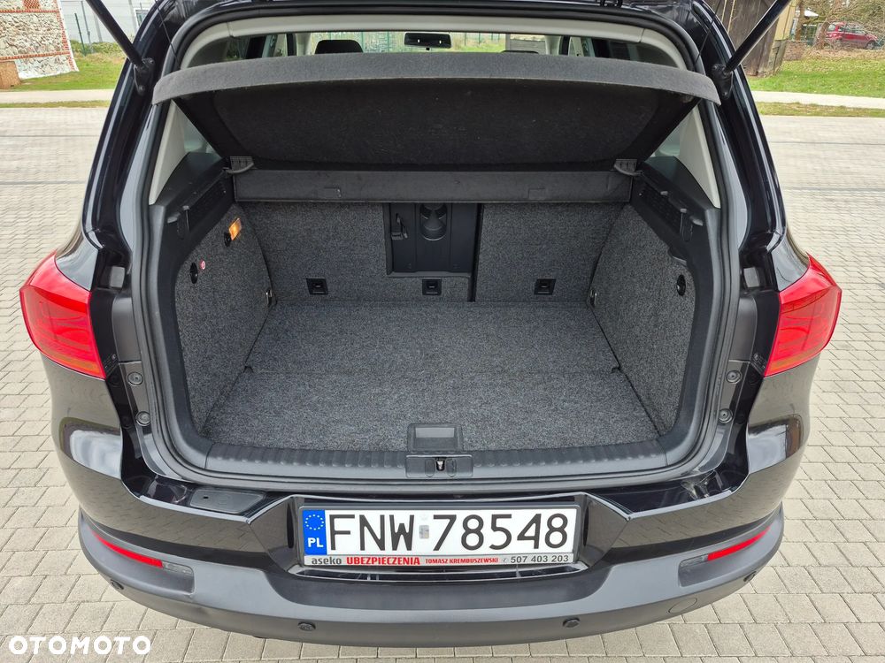 Volkswagen Tiguan 2.0 TDI Perfectline - 33