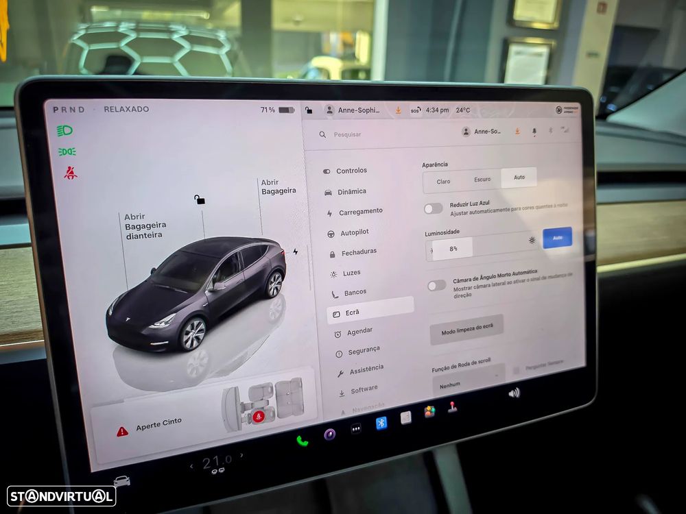 Tesla Model Y - 30