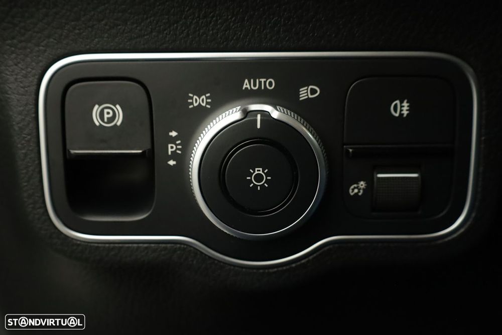 Mercedes-Benz gla-250 e - 20