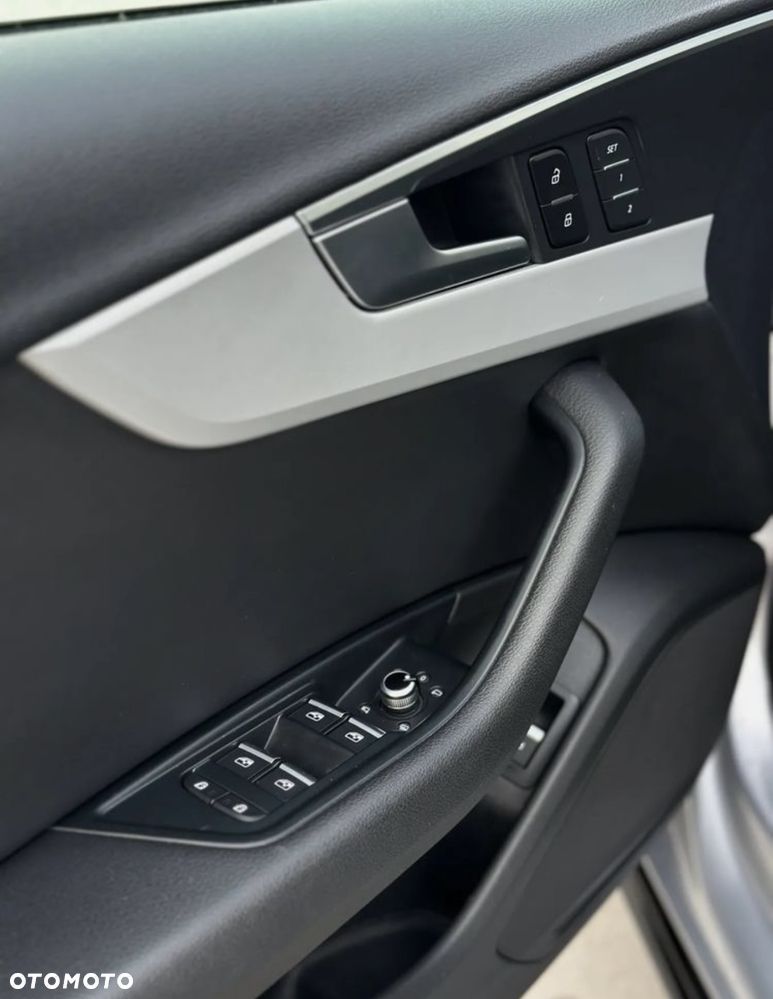 Audi A4 Limousine 3.0 TDI Quattro S tronic - 12