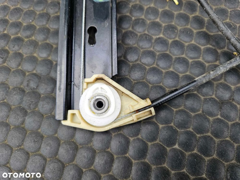 Podnosnik Szyby 8E0837462 Mechanizm Linki Prowadnica Prawy Przod Przedni AUDI A4 B6 B7 Seat Exeo Sedan Kombi - 16