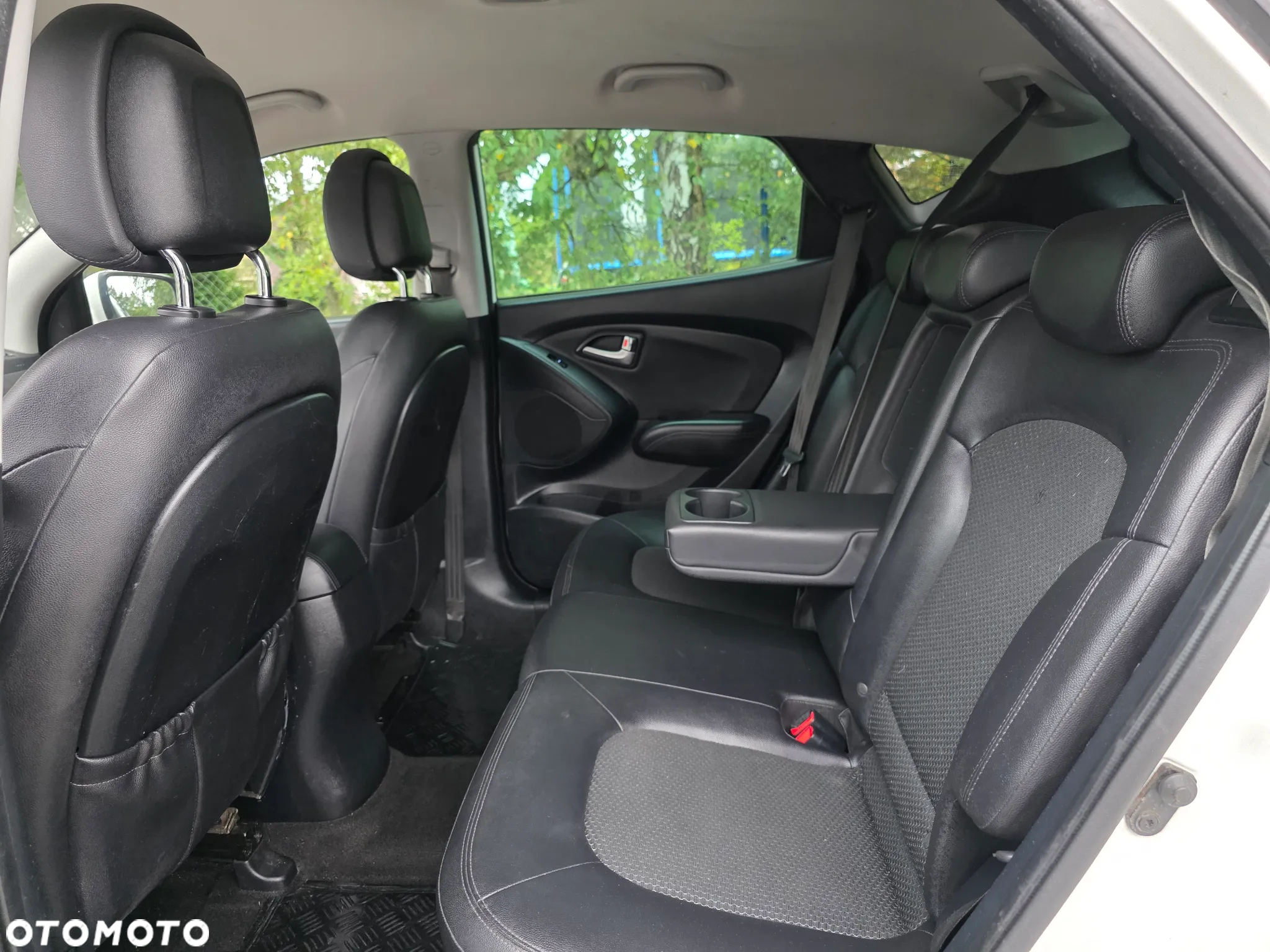 Hyundai ix35 1.6 2WD UEFA EURO 2012 Edition - 31