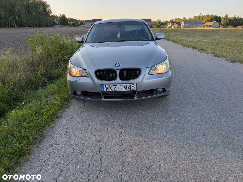 BMW Seria 5 525i - 1