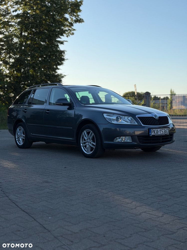 Skoda Octavia - 2
