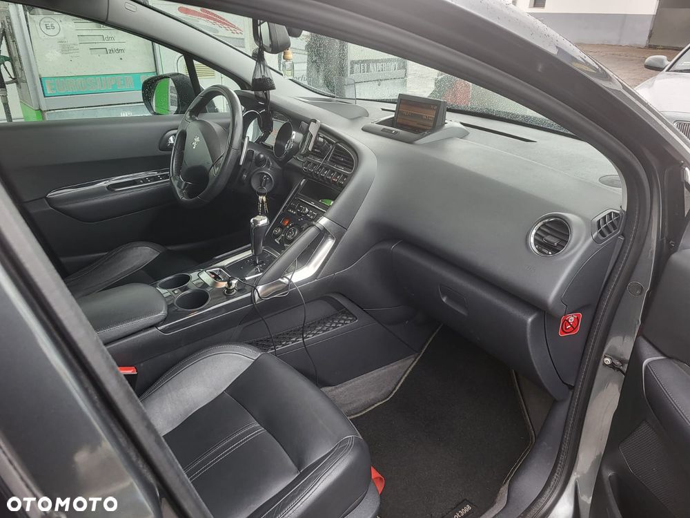 Peugeot 3008 HDi FAP 110 EGS6 Premium - 10