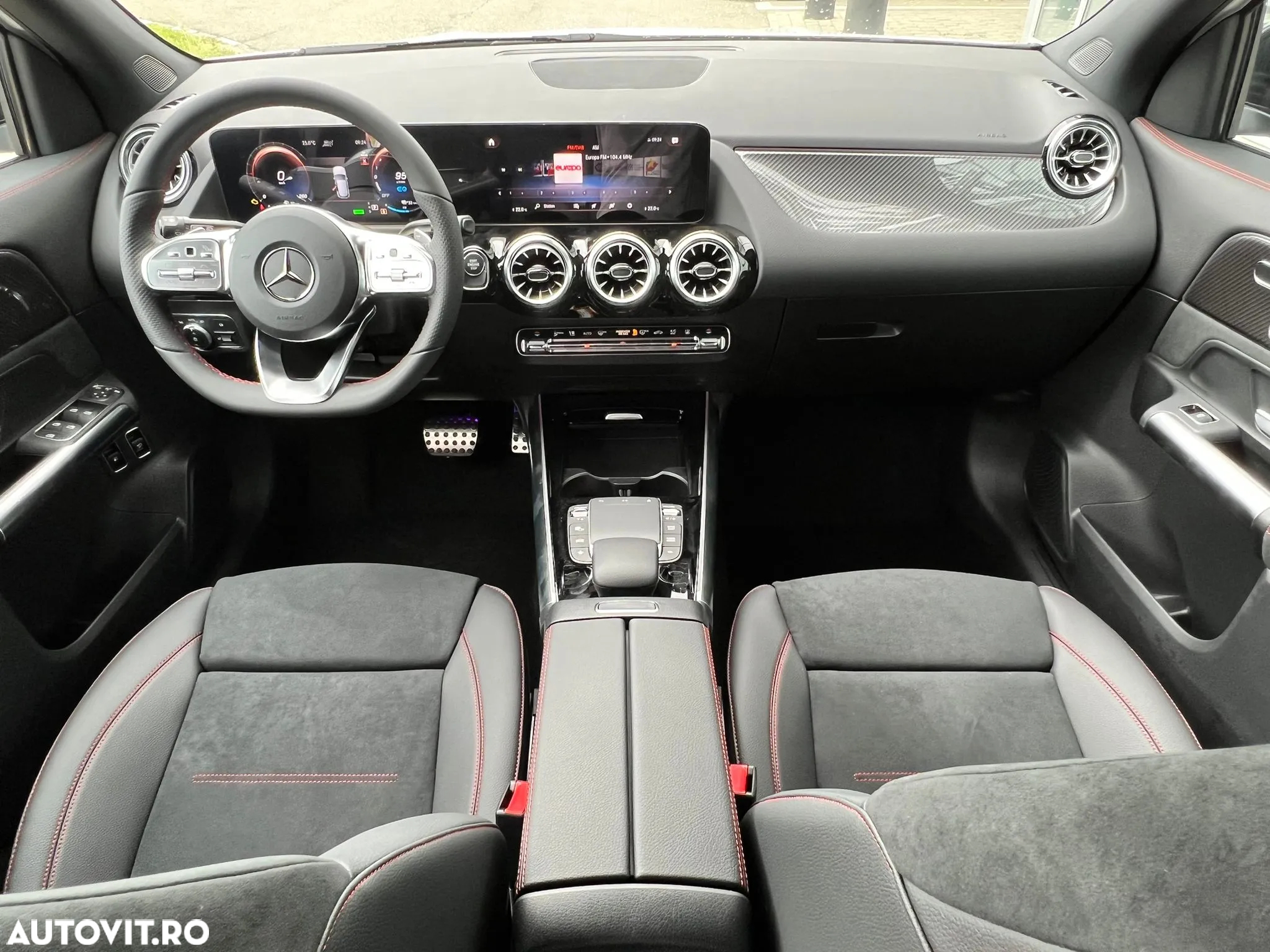 Mercedes-Benz GLA 250 e - 16