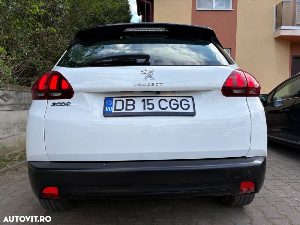 Peugeot 2008 PureTech 110 Stop&Start Business-Line - 6