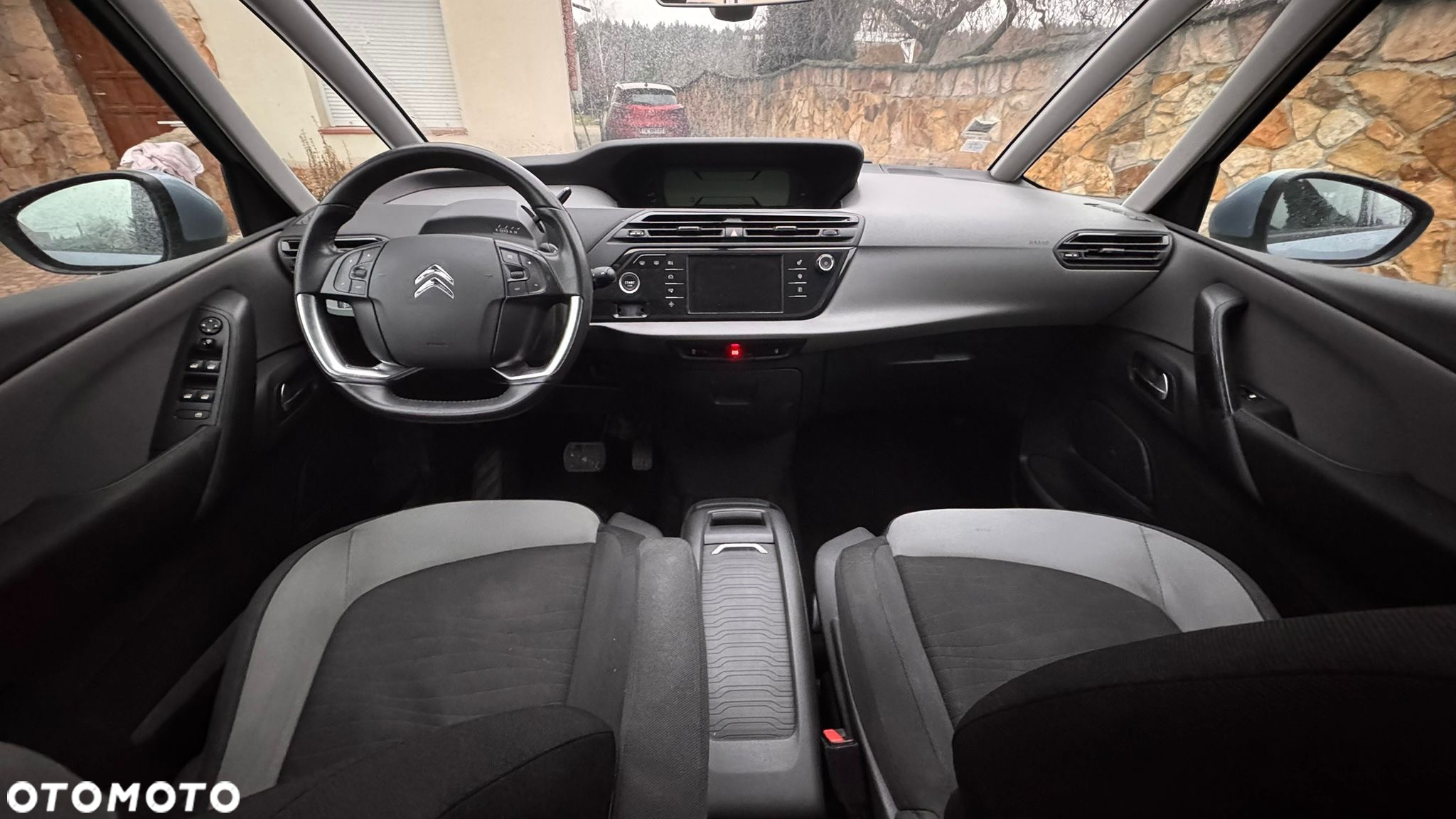 Citroën C4 Grand Picasso - 11