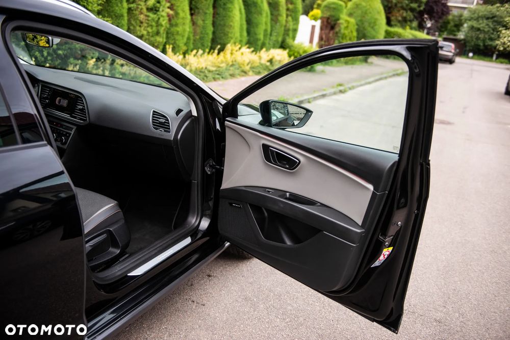 Seat Leon 2.0 TDI DPF XCELLENCE - 36