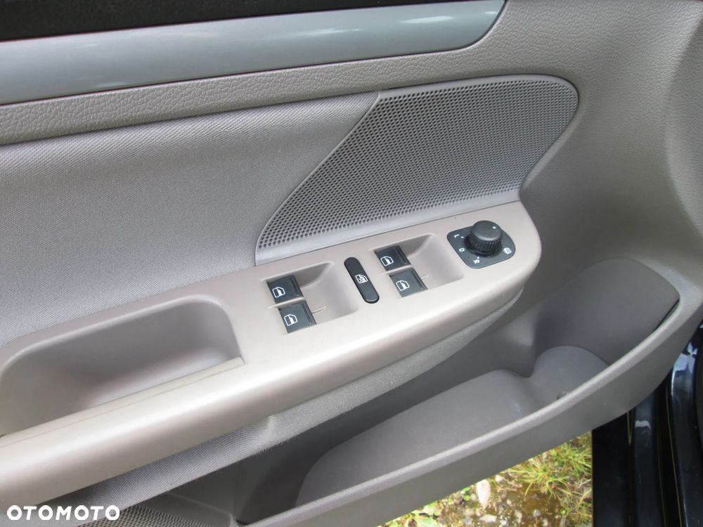 Volkswagen Golf 1.4 Style - 15