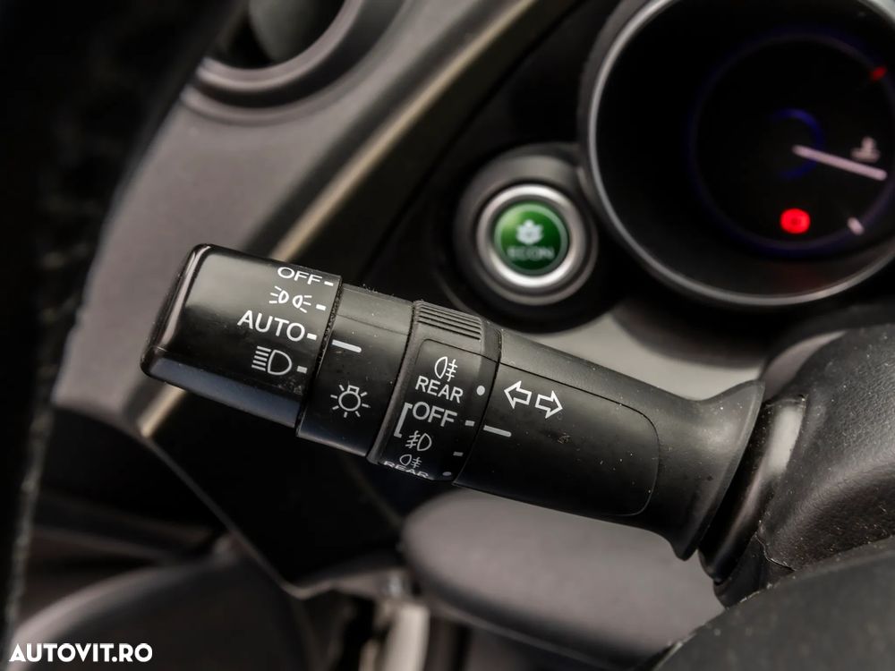 Honda Civic 1.8 i-VTEC MT Executive - 25