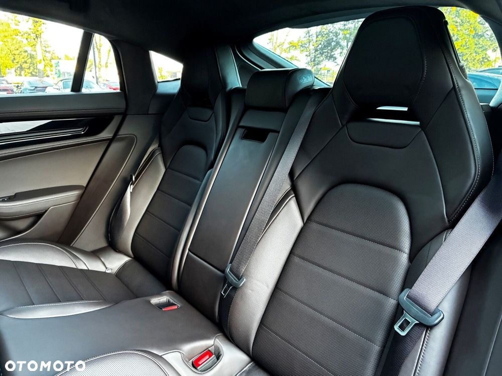 Porsche Panamera - 39