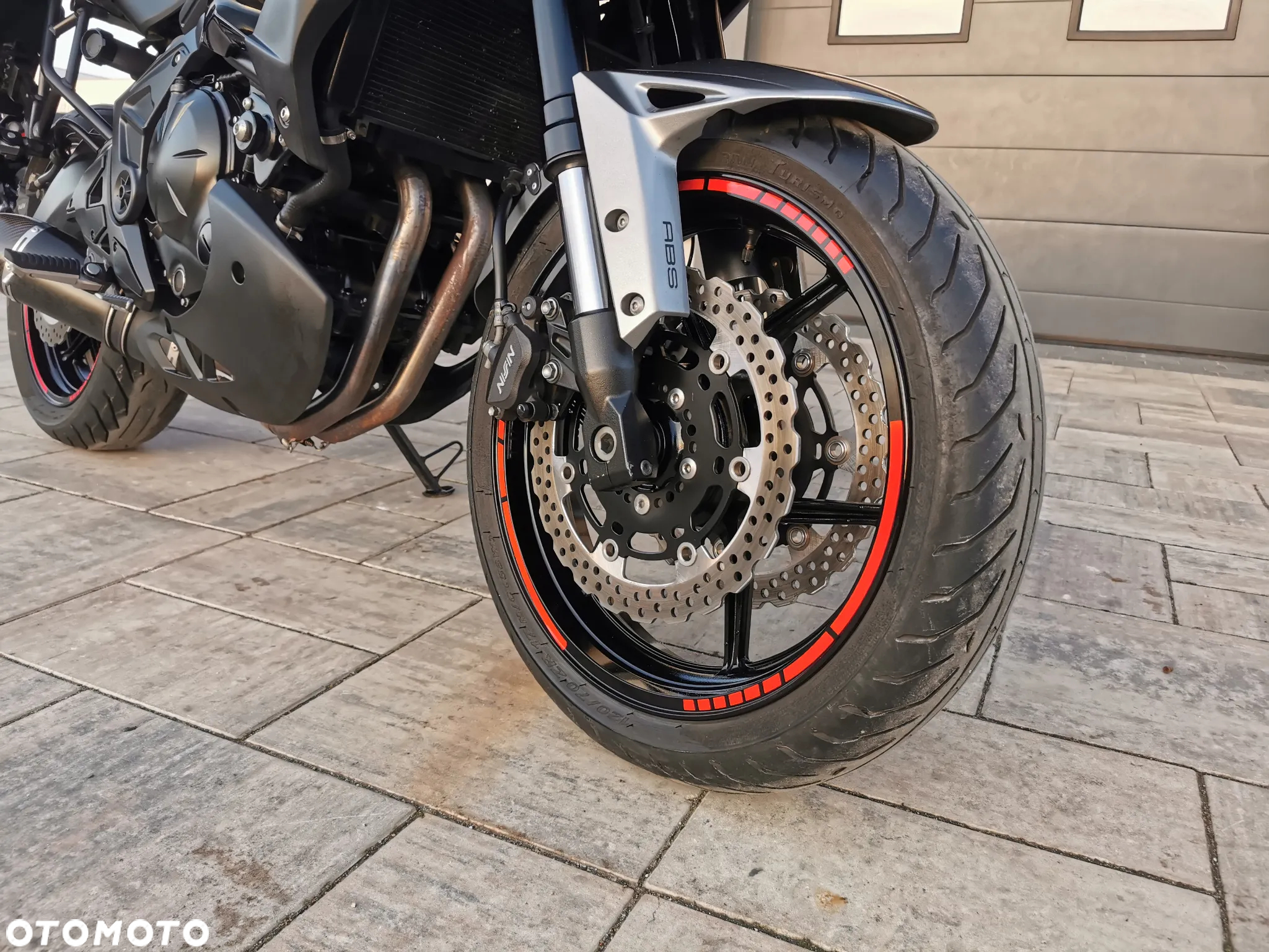 Kawasaki Versys 650 - 24