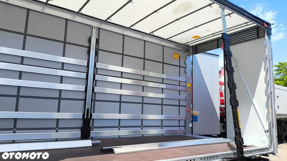 Schmitz Cargobull MEGA VARIOS - 385/55/22.5 - 14