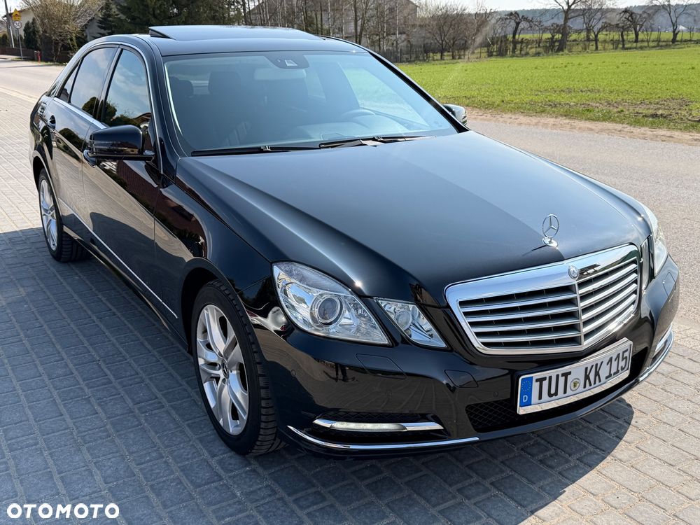 Mercedes-Benz Klasa E 200 CGI BlueEFFICIENCY 7G-TRONIC Elegance - 15