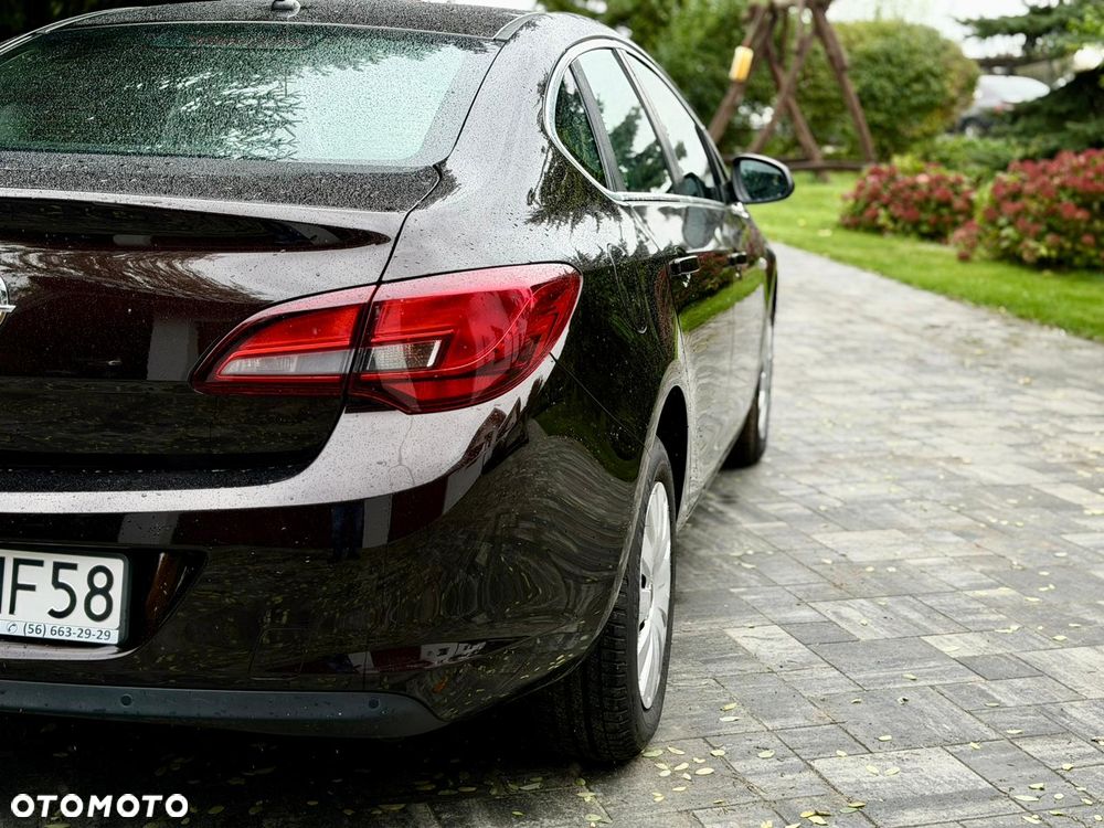 Opel Astra 1.6 Active - 14