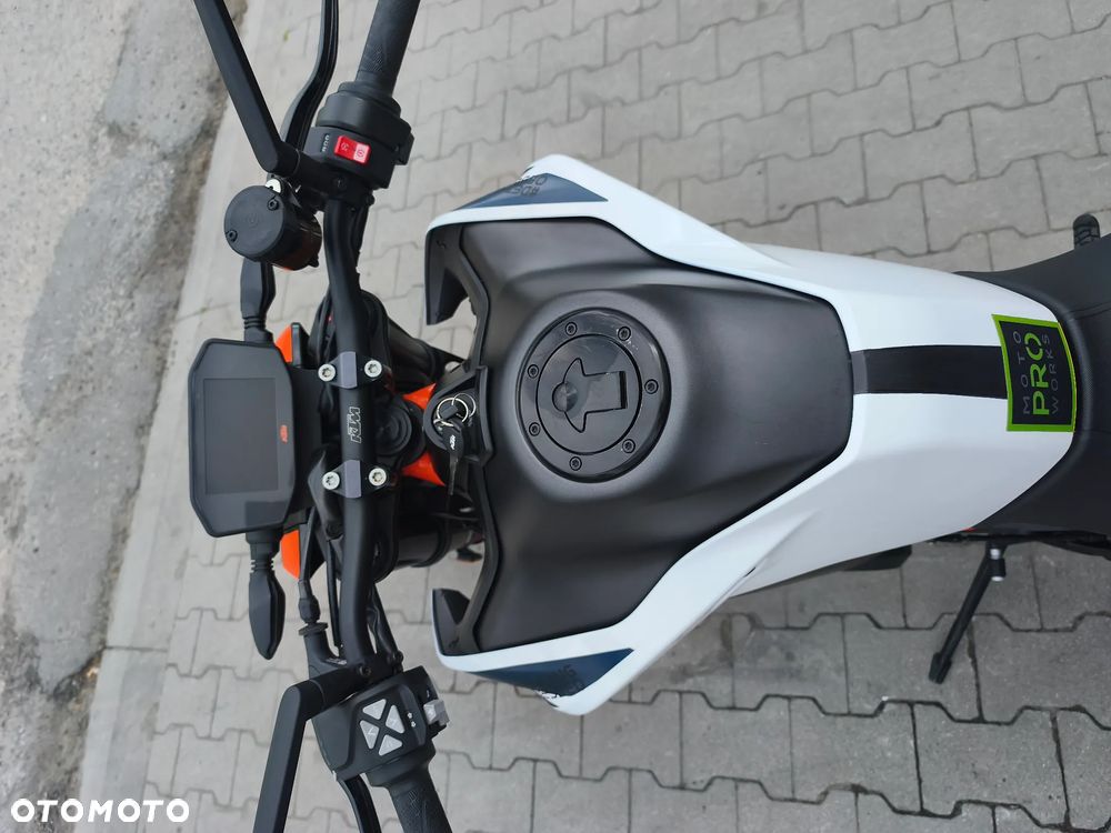 KTM Duke - 30
