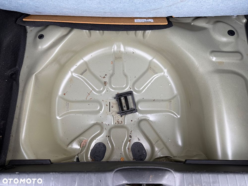 Peugeot 208 PureTech 68 Like - 32