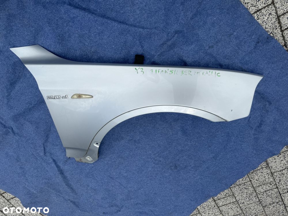 BMW X3 E83 2.0 PRZED LIFT TITANSILBER  BLOTNIK PRZOD PRAWY LEWY - 4