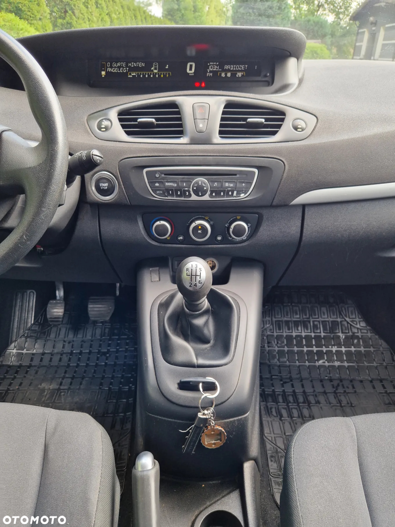 Renault Scenic - 12