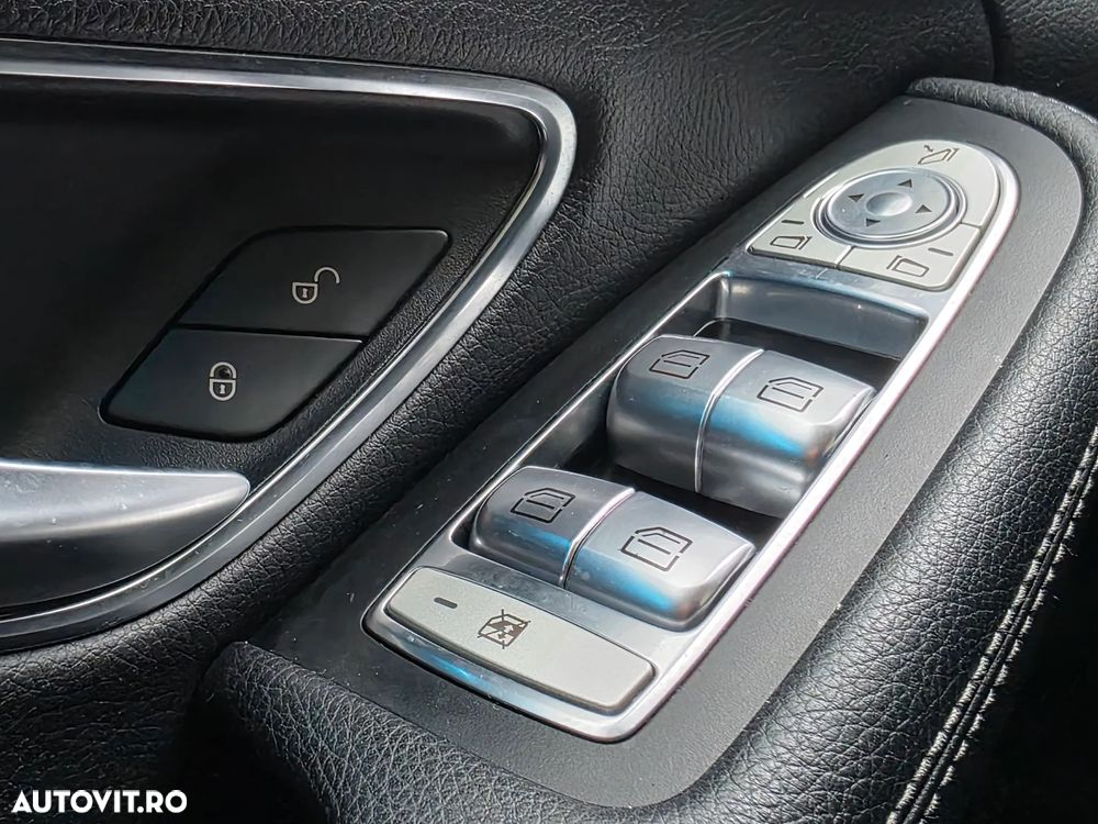 Mercedes-Benz C 180 9G-TRONIC Avantgarde - 21