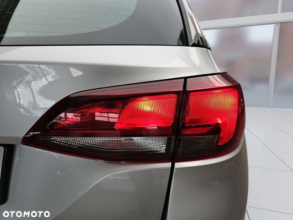 Opel Astra V 1.2 T Edition S&S - 34