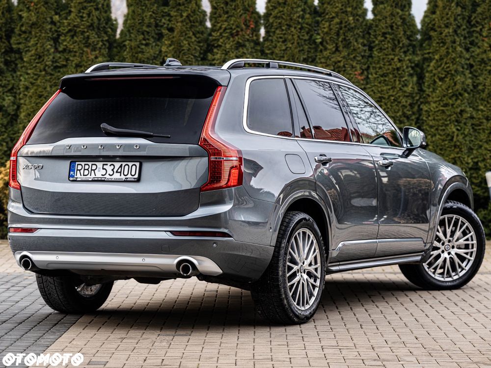 Volvo XC 90 B5 D AWD Geartronic Momentum Pro - 4