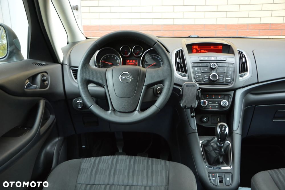 Opel Zafira Tourer 1.4 Turbo Active - 32
