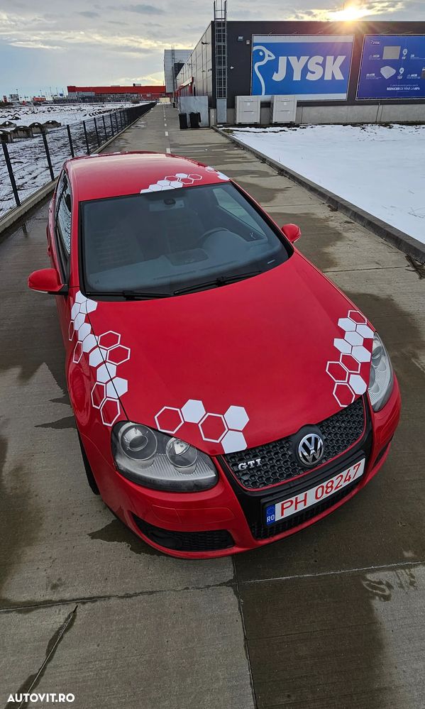 Volkswagen Golf 2.0 FSI GTI - 1