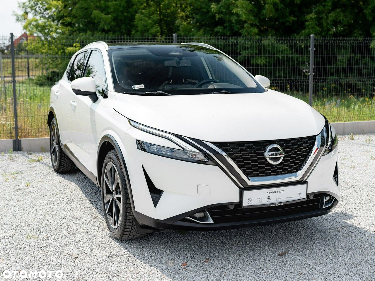 Nissan Qashqai 1.3 DIG-T N-Connecta - 4