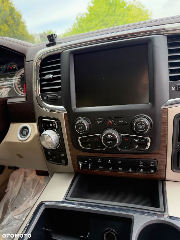 RAM 1500 - 19