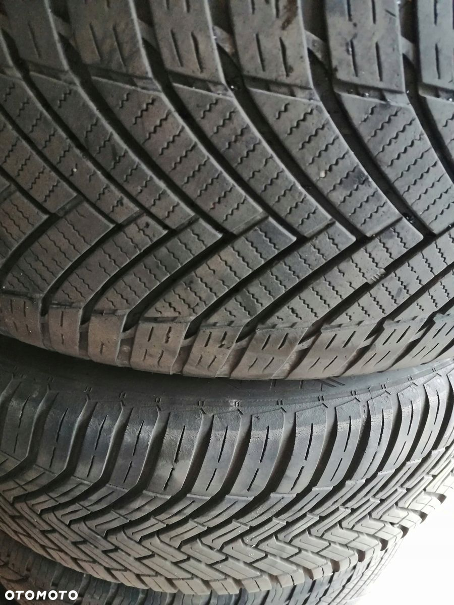 Felgi aluminiowe Dezent 16 5x114,3 ET40 7J 205/55R16 - 13