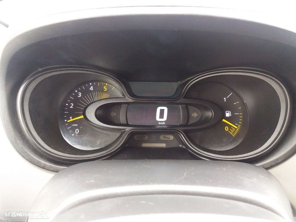 Renault Trafic 1.6 dCI L1 H1 116cv - 3 LUG - AC - IVA DEDUTÍVEL - 19