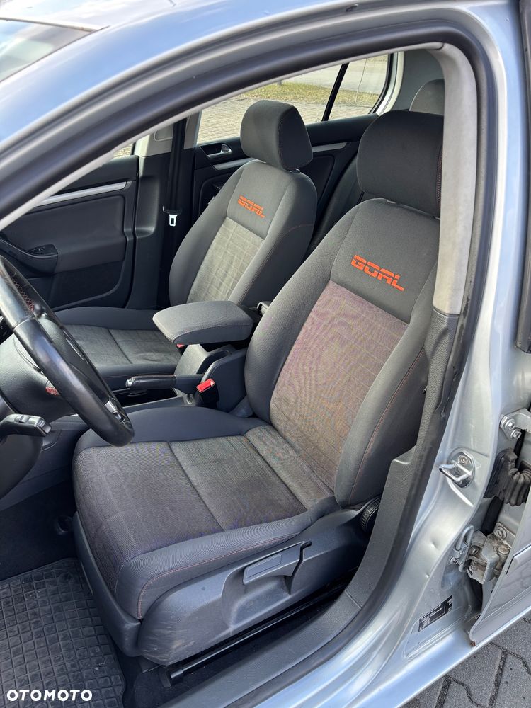 Volkswagen Golf 1.9 TDI GT Sport - 11