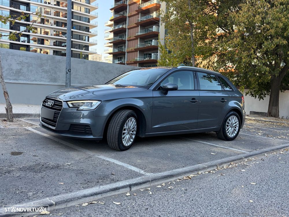 Audi A3 Sportback 1.6 TDI Advance - 8