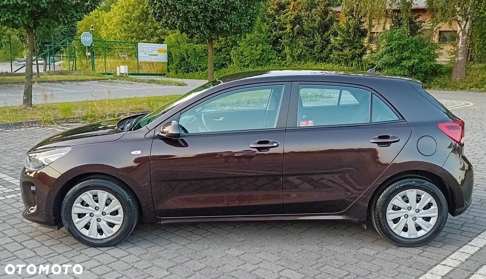 Kia Rio 1.2 L - 19