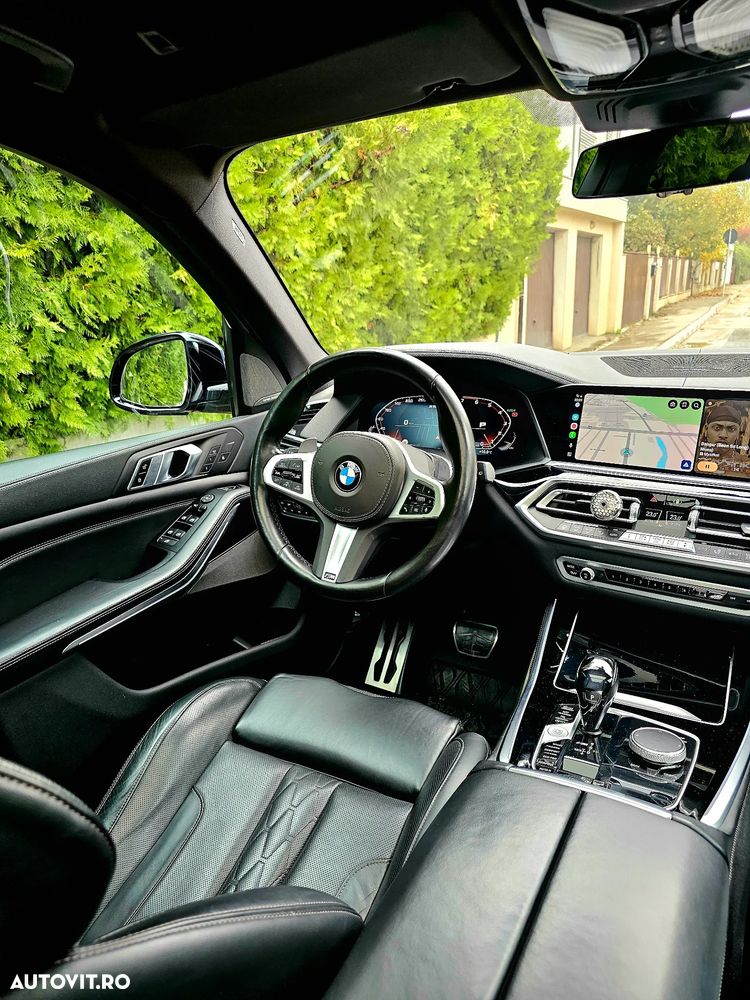 BMW X5 M M50i - 6
