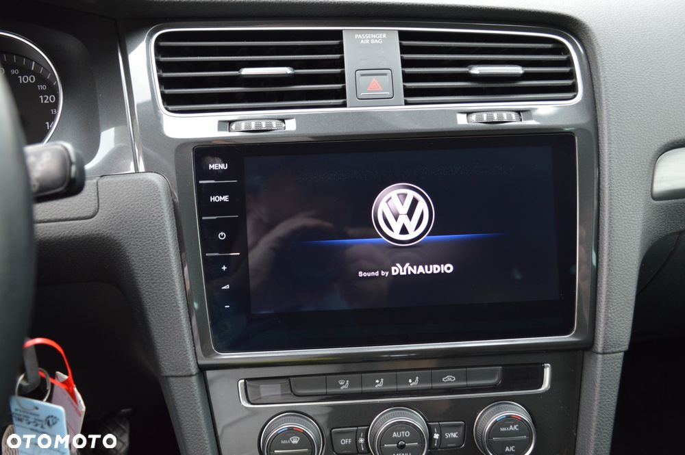 Volkswagen Golf - 18
