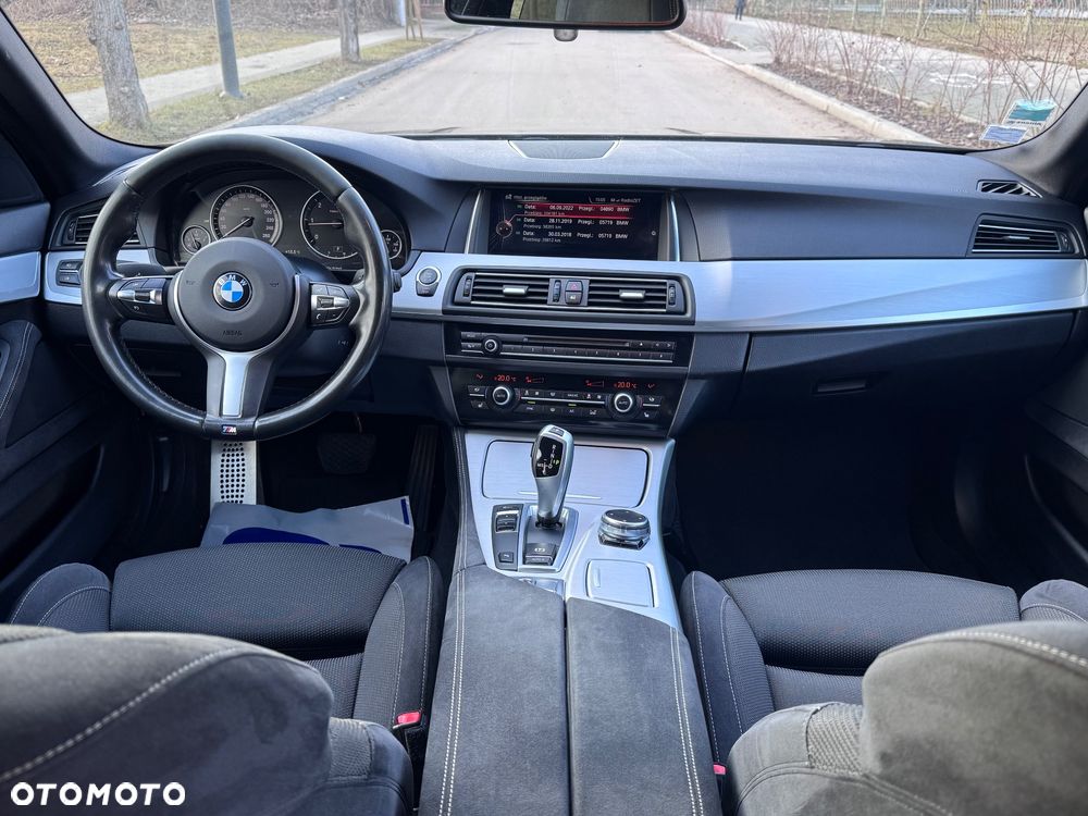 BMW Seria 5 518d M Sport - 24