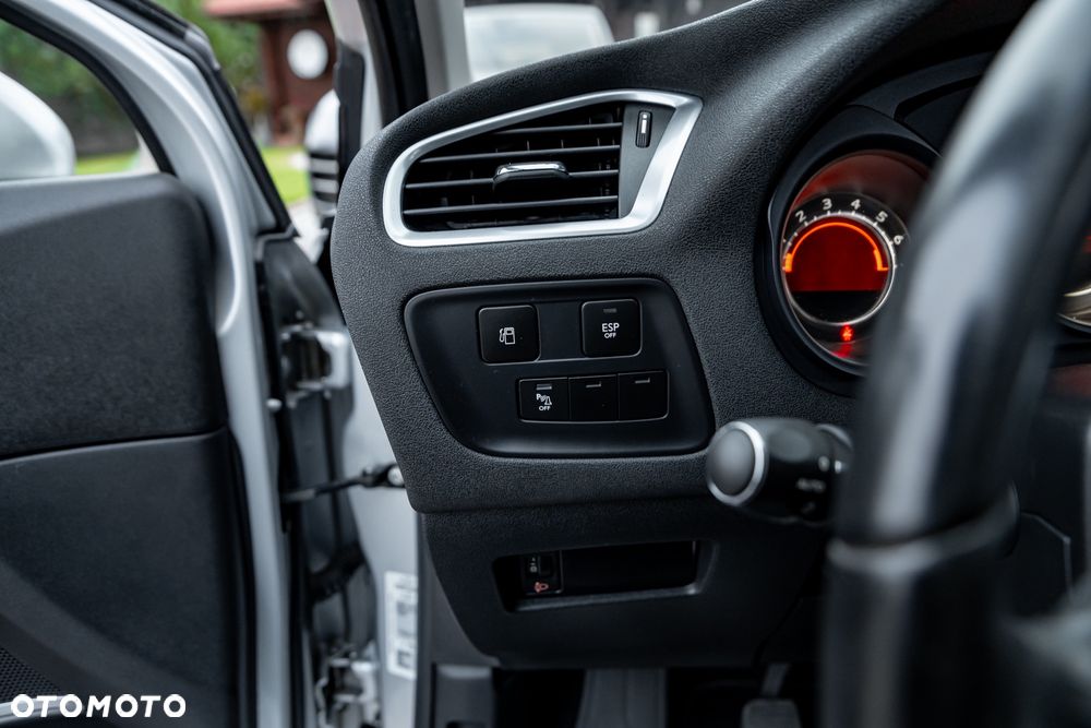 Citroën C4 VTi 120 Attraction - 26