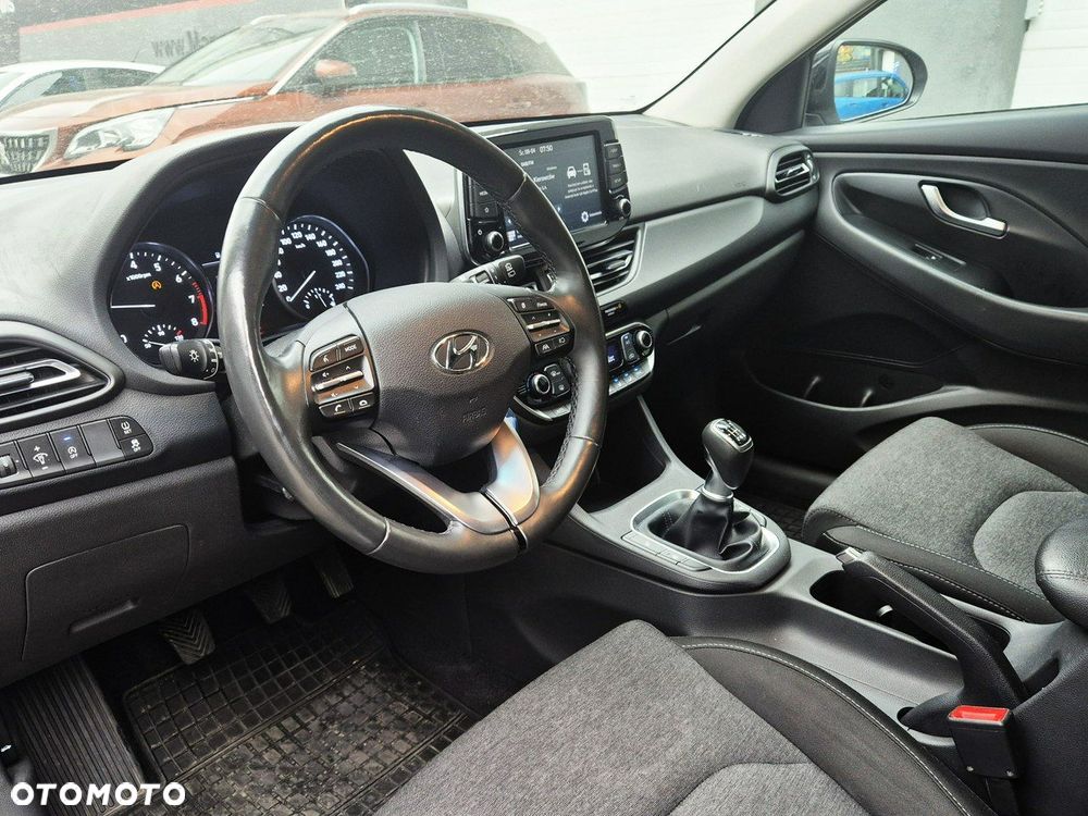 Hyundai i30 1.0 T-GDI Smart - 10