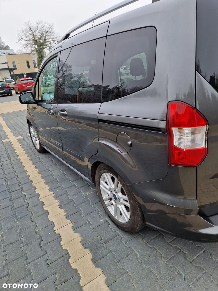 Ford Tourneo Courier 1.0 EcoBoost Trend - 5