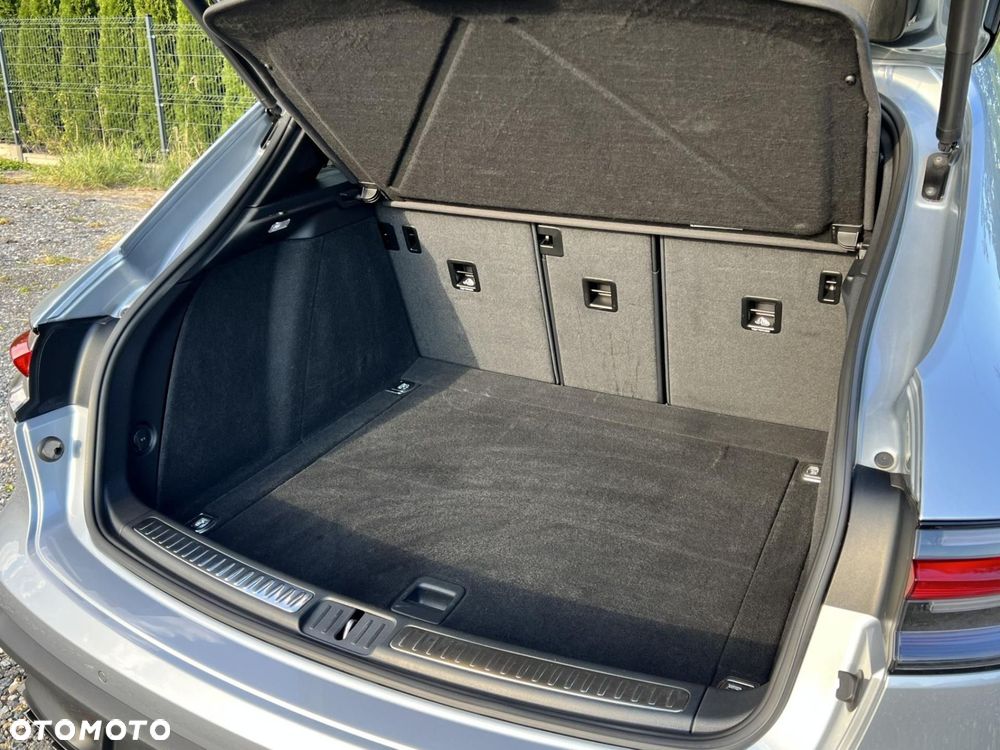 Porsche Macan Standard - 35